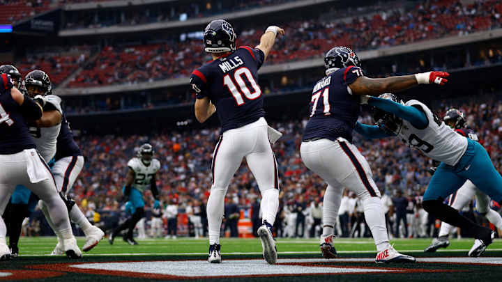 Houston Texans Offense, Davis Mills Stonewalled In Loss: 'Definitely Disappointing' Houston Texans Offense, Davis Mills Stonewalled In Loss: 'Definitely Disappointing'