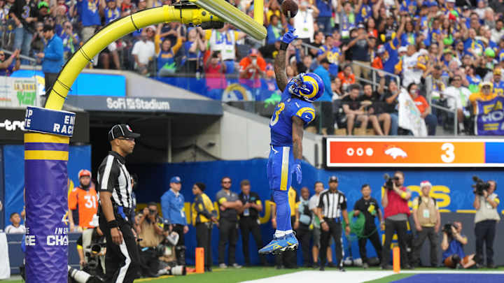 Rams Sputter in 31-10 Blowout Chargers Loss: Live Game Log