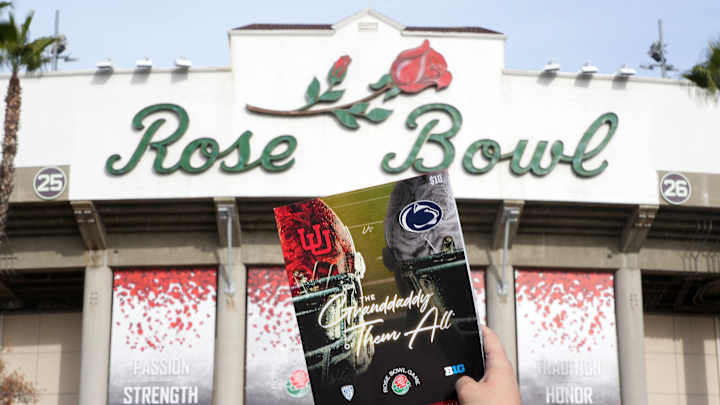 Rose Bowl Official Calls Arizona Senator By Wrong Name