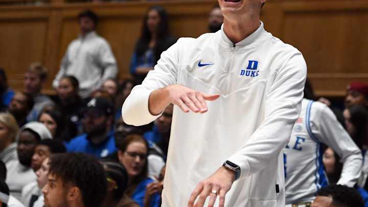 Duke basketball rises in poll, UNC falls out again Duke basketball rises in poll, UNC falls out again