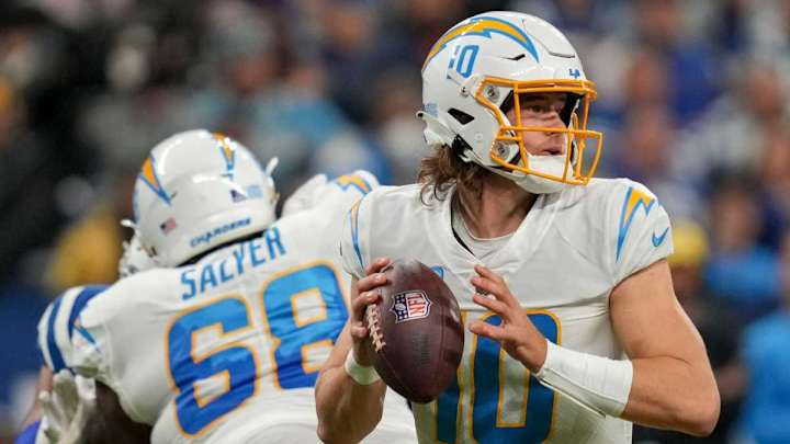 Chargers Not Looking to Rest Starters vs. Broncos, Focused on Locking in No. 5 Seed