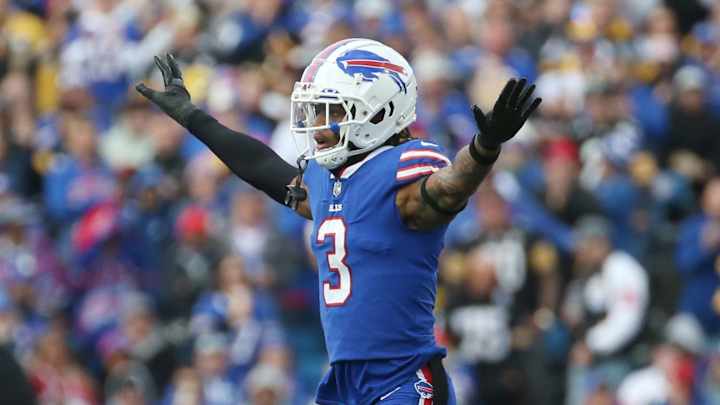 LOOK: Bills Honor Damar Hamlin, Hold Up '3s' at Practice