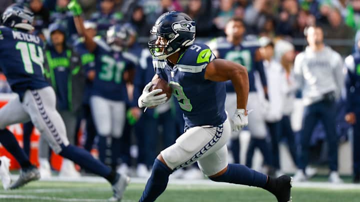 Seahawks Inactives: Ken Walker III, Frank Clark Out vs. 49ers