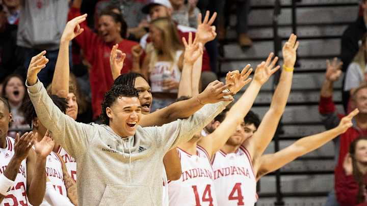 Mike Woodson Proud of Anthony Leal for Helping Sister With NIL Money