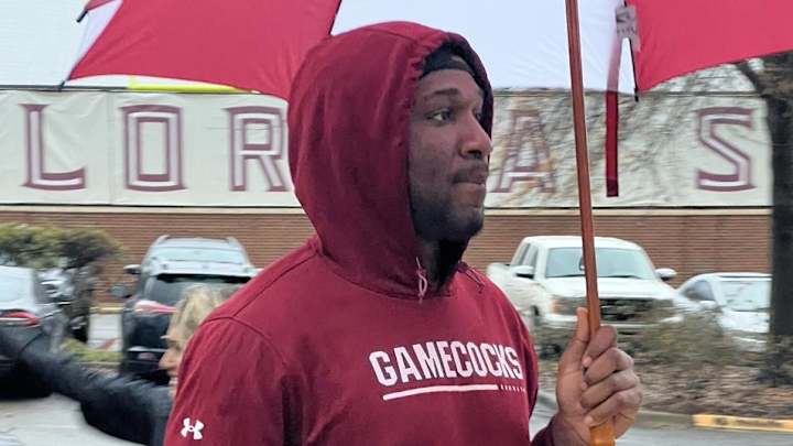 South Carolina Defensive End Transfer arrives at Florida State for Official Visit South Carolina Defensive End Transfer arrives at Florida State for Official Visit