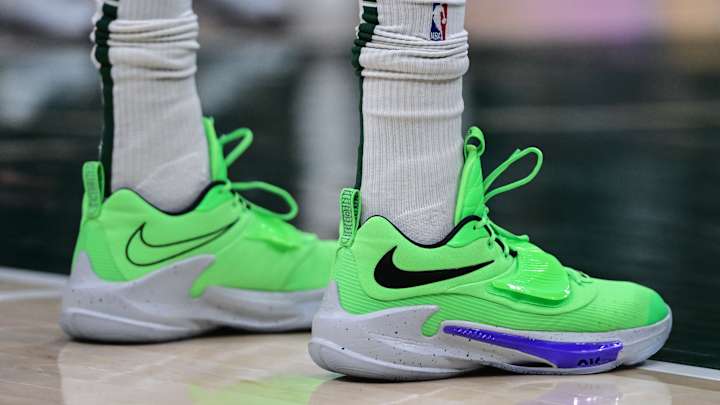 Antetokounmpo Scores Career-High in Nike Zoom Freak 3