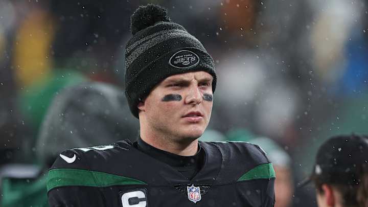 Jets’ Robert Saleh Backs QB Zach Wilson Despite Benching