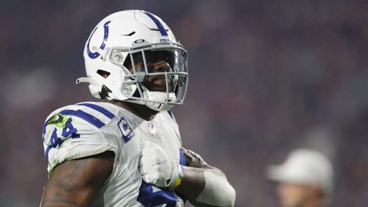 Zaire Franklin Deserves Praise for His 2022 Season Zaire Franklin Deserves Praise for His 2022 Season