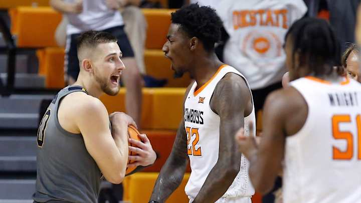 Antics of Ex-Husky Erik Stevenson Anger West Virginia Coach Antics of Ex-Husky Erik Stevenson Anger West Virginia Coach