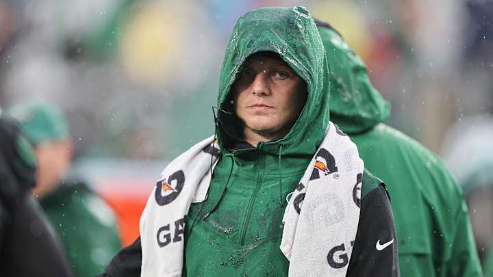 Jets OC Says Zach Wilson Would’ve Benefitted From Sitting Early in Career Jets OC Says Zach Wilson Would’ve Benefitted From Sitting Early in Career