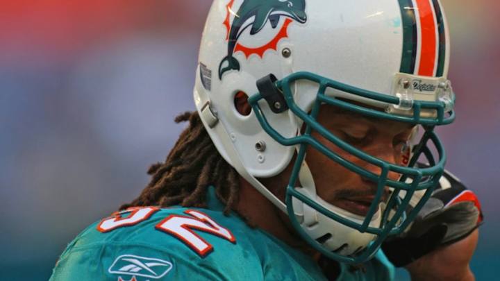 Former Patriots Opponent Accuses 'Rich Dude' Mac Jones of 'Affluenza'