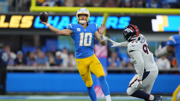SI Tickets: Chargers Complete Regular Season at Broncos