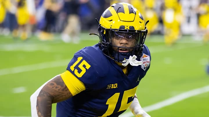 Michigan LB Transfer Deuce Spurlock Commits to Florida Michigan LB Transfer Deuce Spurlock Commits to Florida