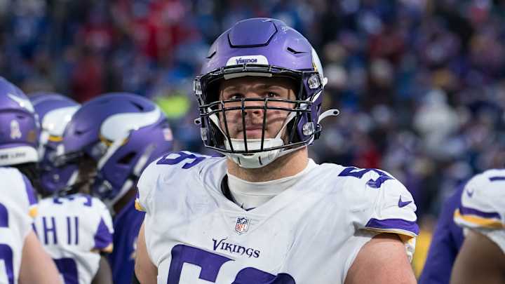 Vikings-Bears Injury Report: Garrett Bradbury, Za'Darius Smith, Jonathan Bullard