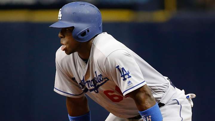 Dodgers: Former Fan Favorite Hoping to Make Comeback