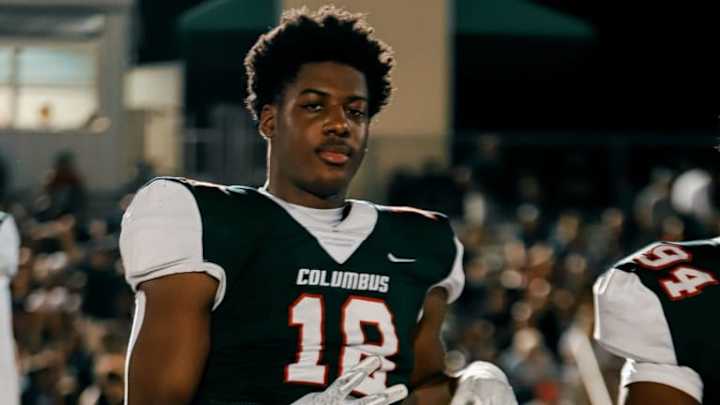 Top-100 '24 DE Dylan Stephenson Names Louisville to Top 10 Top-100 '24 DE Dylan Stephenson Names Louisville to Top 10