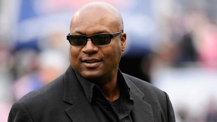 NFL Legend Bo Jackson Shares Inspirational Message for Damar Hamlin