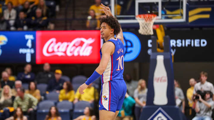 Kansas Rolls Past West Virginia 76-62