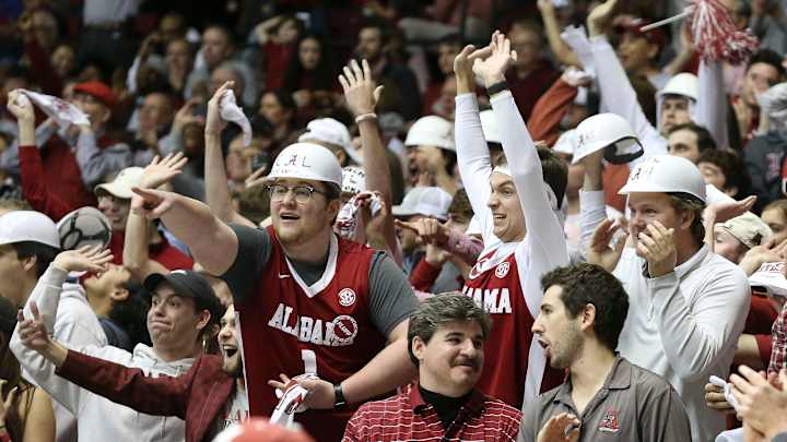 BamaCentral Courtside: No. 7 Alabama Basketball 78, Kentucky 52 BamaCentral Courtside: No. 7 Alabama Basketball 78, Kentucky 52