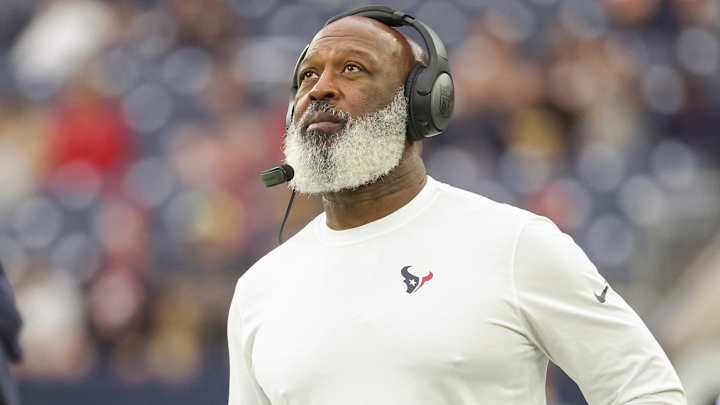 Texans’ Lovie Smith in Talks With McNair Over Job Status Concerns, per Report