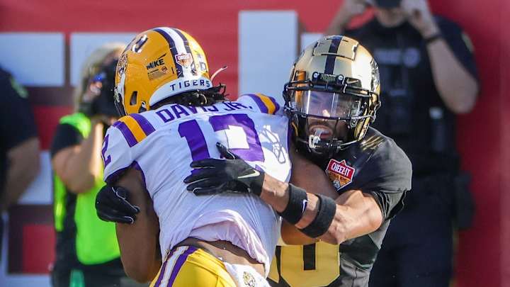 LSU Transfer RB Derrick Davis Visits Pitt LSU Transfer RB Derrick Davis Visits Pitt