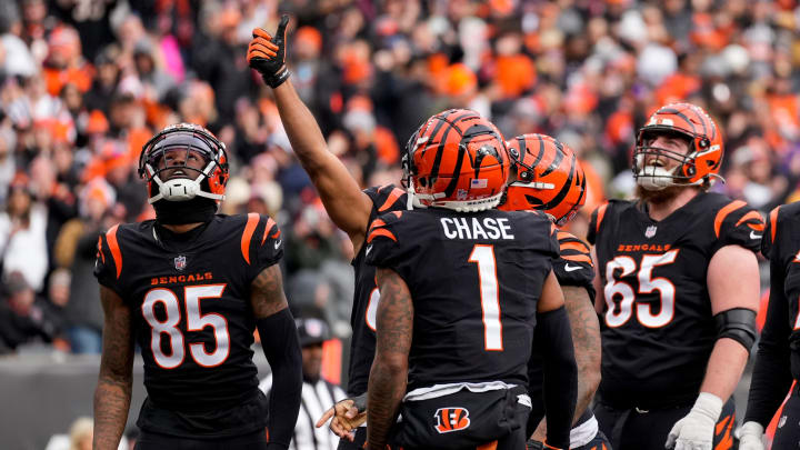 Bengals Legend Chad 'Ochocinco' Johnson Willing to Pay for Joe Mixon's Touchdown Celebration Fine
