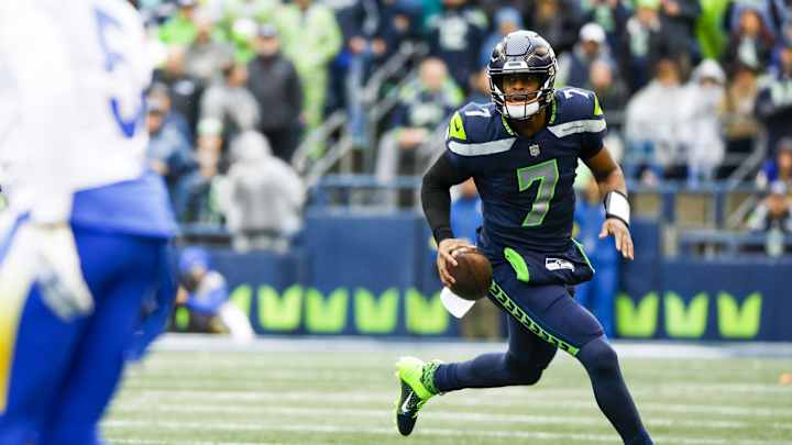 Smith and the Seahawks Collect Win No. 9