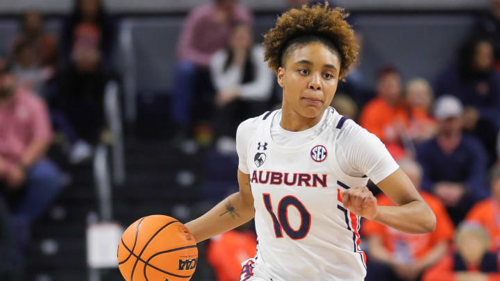 Tigers Drop Sixth Consecutive Contest in Harris' Return to Starkville