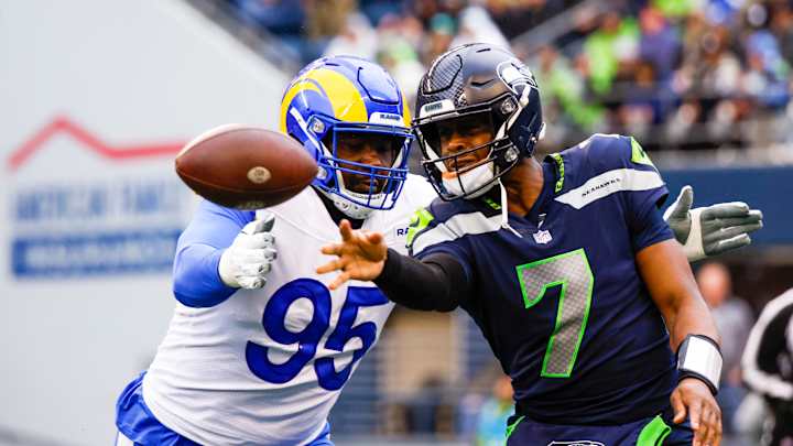 Rams Suffer Last-Second Loss to Seahawks in Season Finale Rams Suffer Last-Second Loss to Seahawks in Season Finale