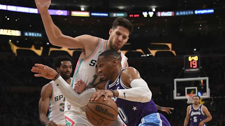 Lakers: Expert Thinks LA Will Make A Trade -- If Anthony Davis Recovers Soon Lakers: Expert Thinks LA Will Make A Trade -- If Anthony Davis Recovers Soon