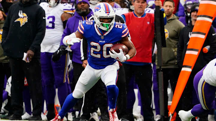 Bills Produce Emotional Return For Damar Hamlin Against Patriots: WATCH Bills Produce Emotional Return For Damar Hamlin Against Patriots: WATCH