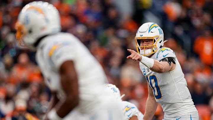 Live In-Game Updates: Chargers at Jaguars Wild Card Round Live In-Game Updates: Chargers at Jaguars Wild Card Round