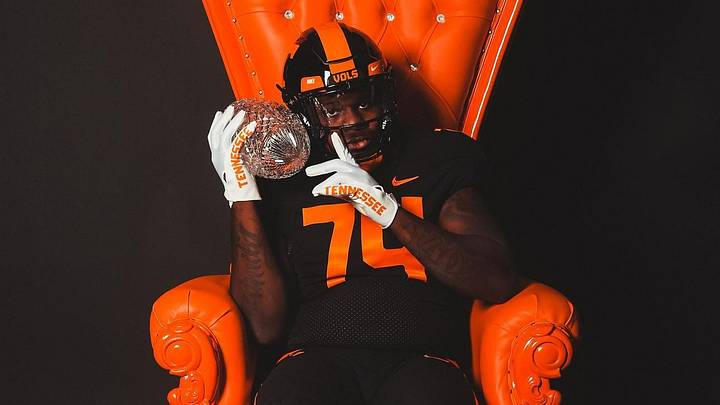 Gators Transfer OT Target John Campbell Commits to Tennessee Gators Transfer OT Target John Campbell Commits to Tennessee