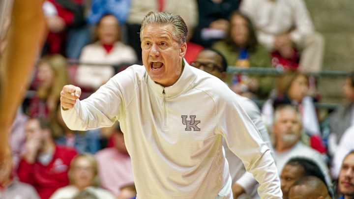 Texas 'In Contact' With Kentucky Coach Jon Calipari Texas 'In Contact' With Kentucky Coach Jon Calipari