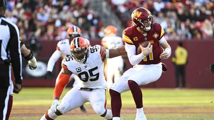 Browns Myles Garrett Finishes  Second in 'Sack Score' According to Trench Warfare