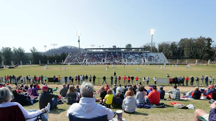 Virginia Lacrosse Teams Place 11 on USA Lacrosse Preseason All-America Teams Virginia Lacrosse Teams Place 11 on USA Lacrosse Preseason All-America Teams