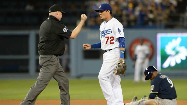 Dodgers: Insider Suggests Miguel Rojas Could End Up as Every Day Shortstop