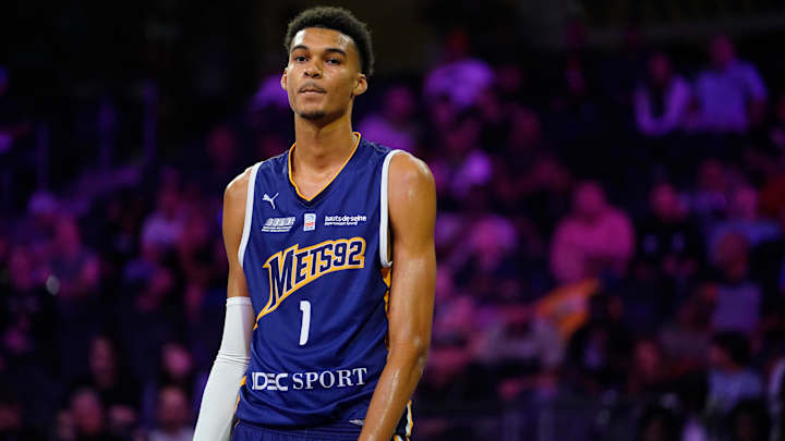 Victor Wembanyama Perfectly Plays Along With NBA Draft April Fools Prank