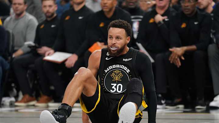 Injury Report: Steph Curry's Injury Status vs. Spurs Injury Report: Steph Curry's Injury Status vs. Spurs