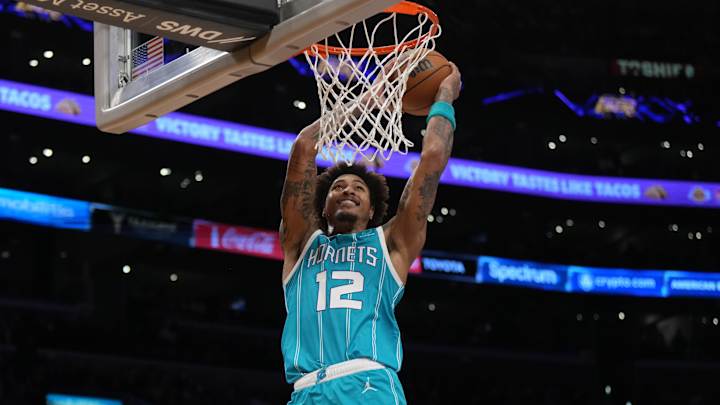 Analyzing the Kelly Oubre Trade Market