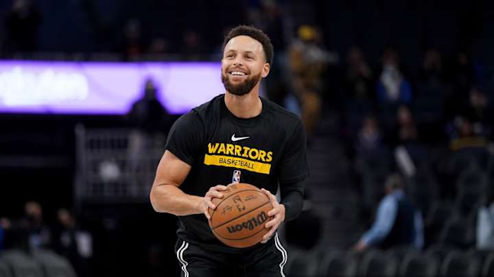 Steph Curry's Shockingly Kind Gesture For Warriors vs Spurs Game Revealed