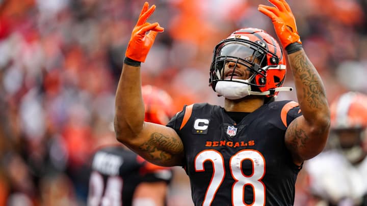 NFL Decides Punishment for Joe Mixon’s Coin Toss Celebration NFL Decides Punishment for Joe Mixon’s Coin Toss Celebration