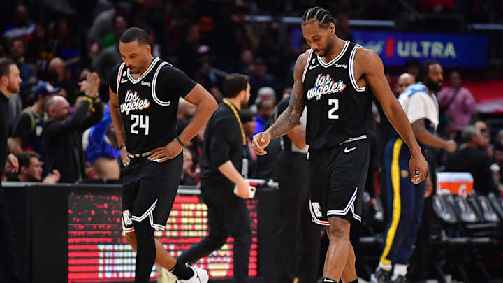 Clippers Believe They're 'Close' Despite Overwhelming Losses