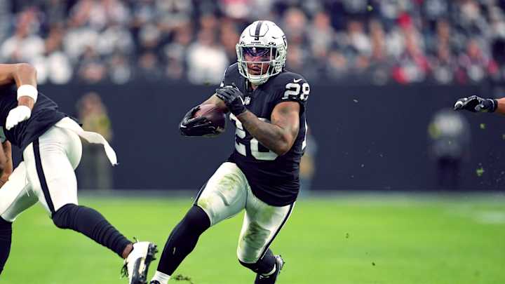 Jacobs, Adams Fourth RB-WR Duo Ever to Each Reach 1,500 Yards Jacobs, Adams Fourth RB-WR Duo Ever to Each Reach 1,500 Yards