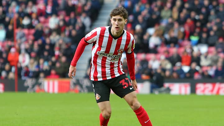 Tony Mowbray singles out 'very talented and strong' Sunderland youngster for praise
