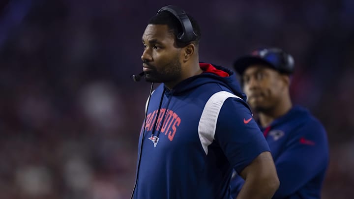 Jerod Mayo of Patriots Makes Decision on Pursuing Panthers Job, per Report