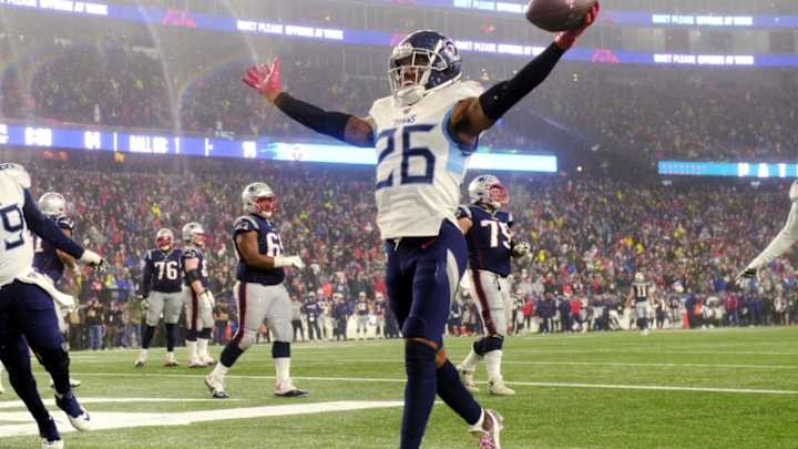 'Come on Man!': Tom Brady Reminded of Final Patriots Throw by New Teammate 'Come on Man!': Tom Brady Reminded of Final Patriots Throw by New Teammate