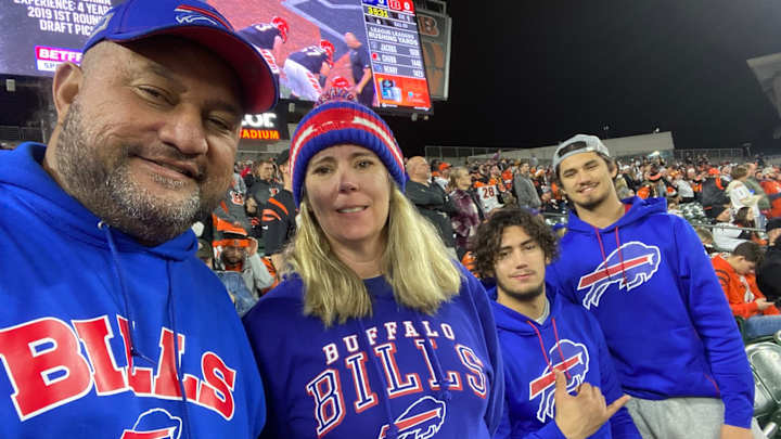 UW Offers Edge Rusher, Hoping Dad-Inge Connection Pays Off