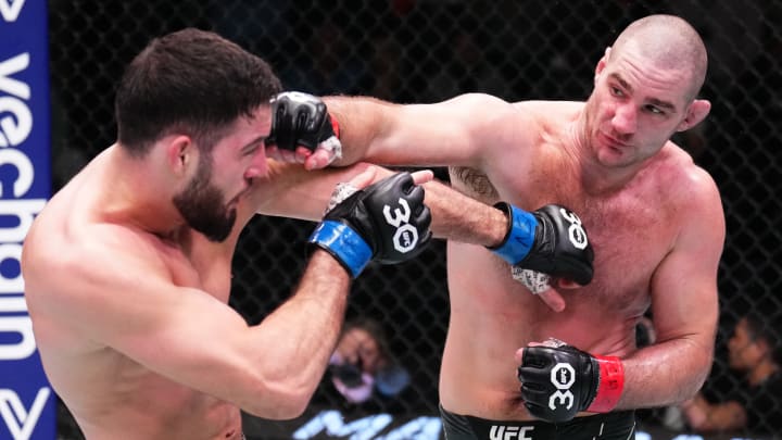 UFC Fight Night 217 Results: Sean Strickland Outpoints Nassourdine Imavov