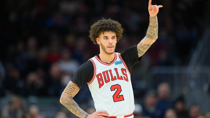 Lonzo Ball is Wearing Kobes During Injury Rehab